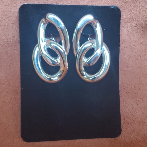 Monet vintage earrings - Picture 3 of 4